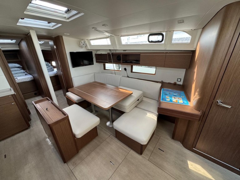 Location bateau Bénéteau Oceanis 46.1 à Rogoznica sur Samboat