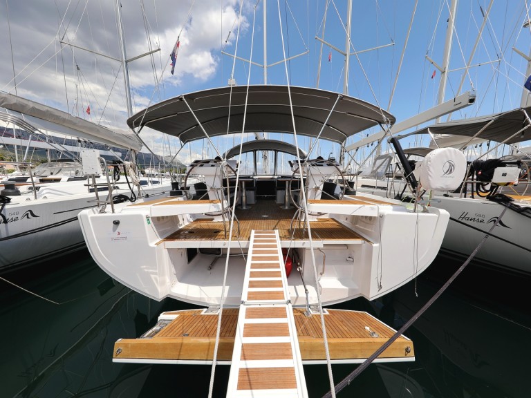 Louez un Hanse Hanse 548 à Sukošan