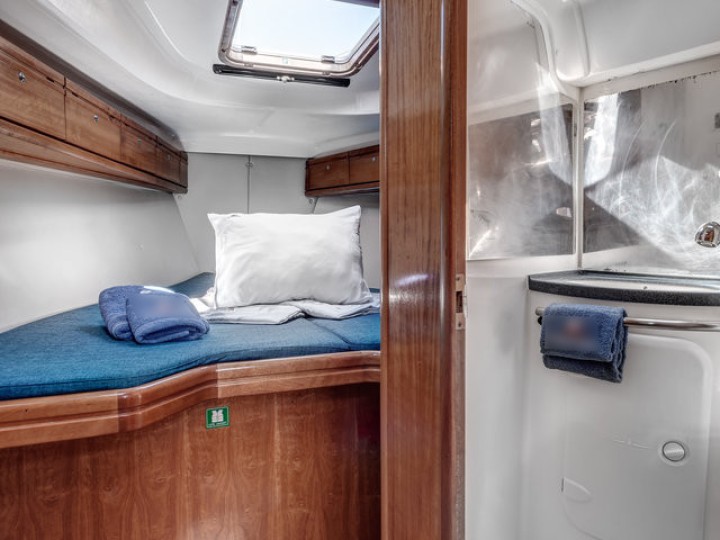 Bavaria Cruiser 37 a louer à Gouviá