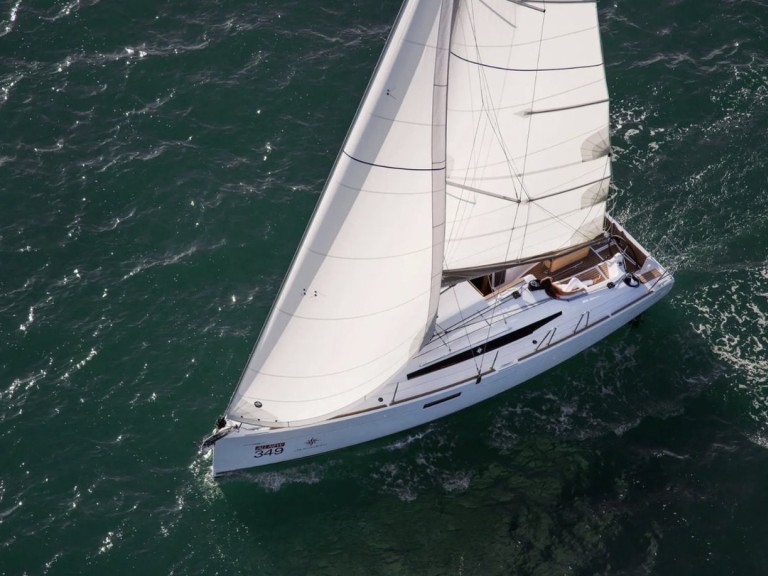 Louez un Jeanneau Sun Odyssey 349 à Drage