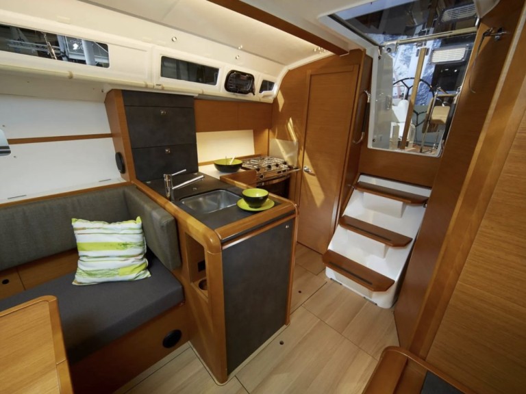 Location bateau Drage pas cher Sun Odyssey 349