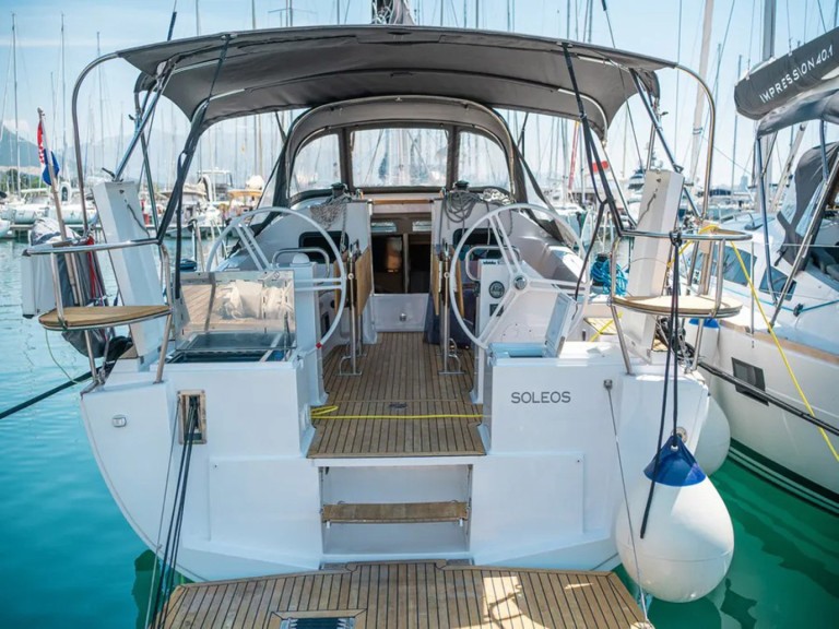 Location à Sibenik - Elan Impression 45.1 sur SamBoat