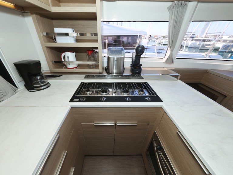 Louer Catamaran avec ou sans skipper Lagoon à Sukošan