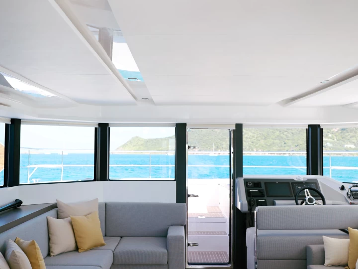 Robertson and Caine Leopard 53 PC a louer à Marigot