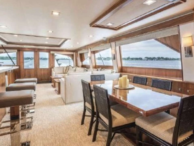 Viking Yachts TOUCHE a louer à Îles Turques et Caïques