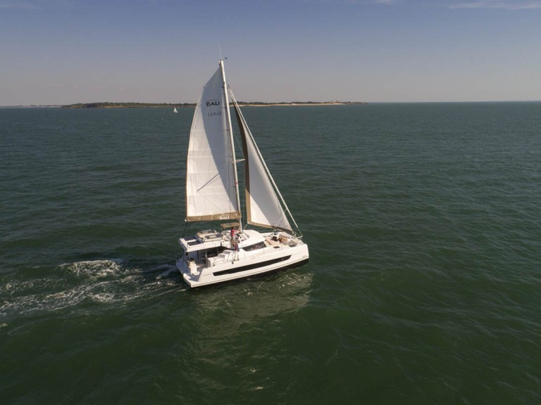 Location Catamaran à Komolac - Bali Bali Catspace Voile