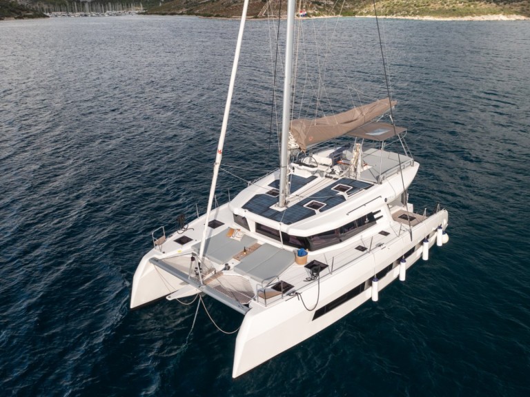 Location à Primošten - Cervetti Yachts Cervetti 44 - 4 + 1 cab. sur SamBoat