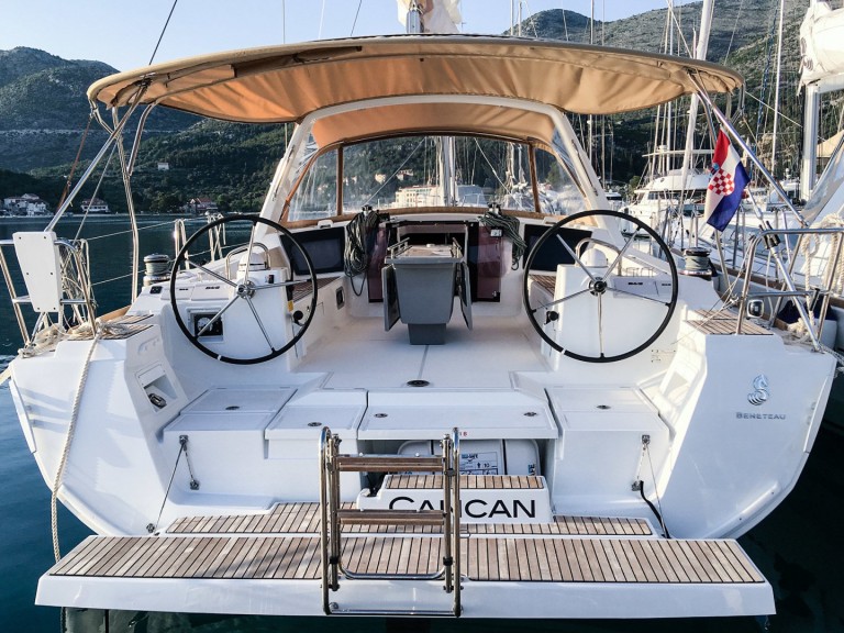 Louez un Bénéteau Oceanis 45 à Tivat