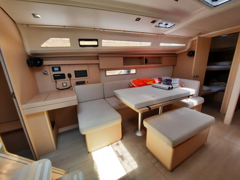 Location Voilier à Furnari - Bénéteau Oceanis 40.1