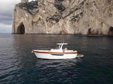 Lancha para alquilar Sorrento al mejor precio