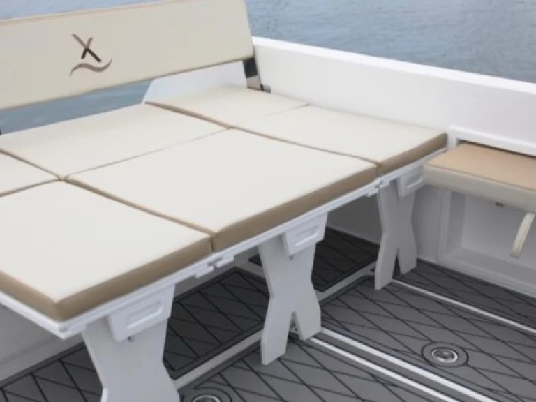 Location Bateau à moteur Astilux avec permis