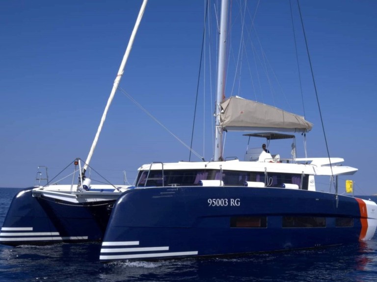 Louer Catamaran avec ou sans skipper Dufour à Komolac