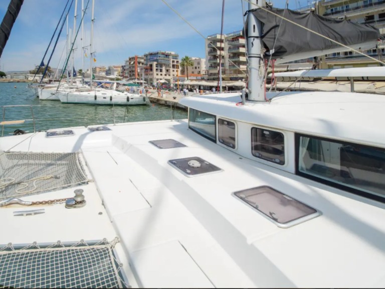Location bateau Dème de Vólos pas cher Lagoon 420