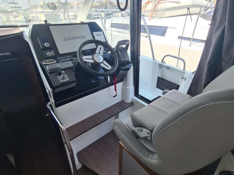 Location bateau Bénéteau Antares 11 FLY à Sibenik sur Samboat