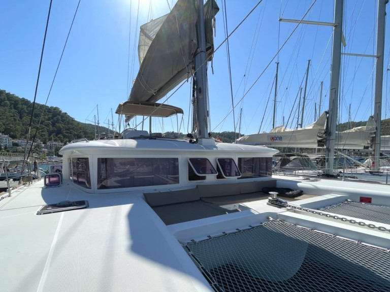 Location Catamaran à Álimos - Lagoon Lagoon 450 F