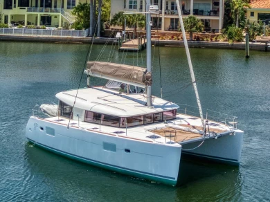 Lagoon Lagoon 400 S2 charter bareboat eller skeppad i Ta' Xbiex