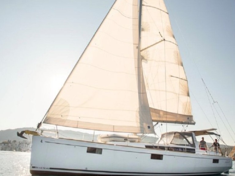 Louez un Bénéteau Oceanis 48 à Skiathos