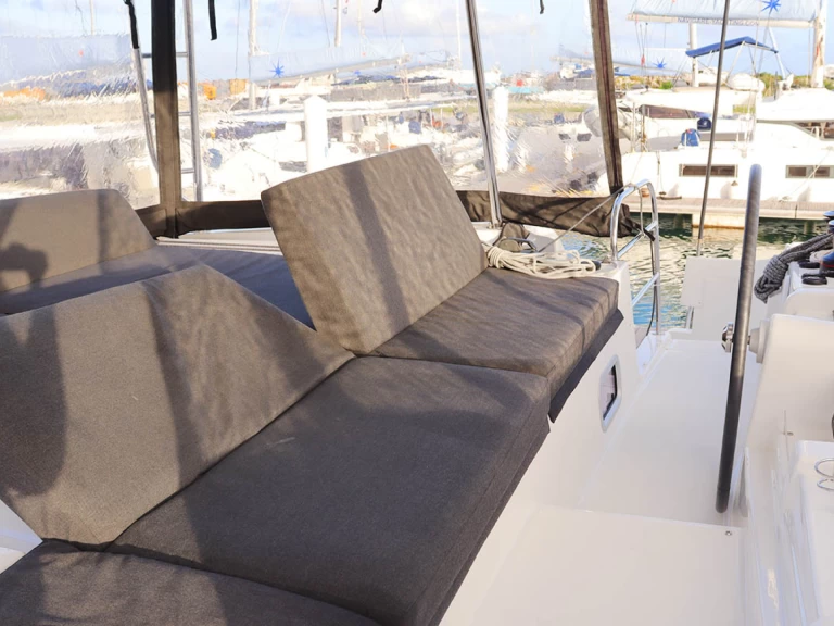 Location bateau Lagoon Lagoon 46 à Marsh Harbour sur Samboat