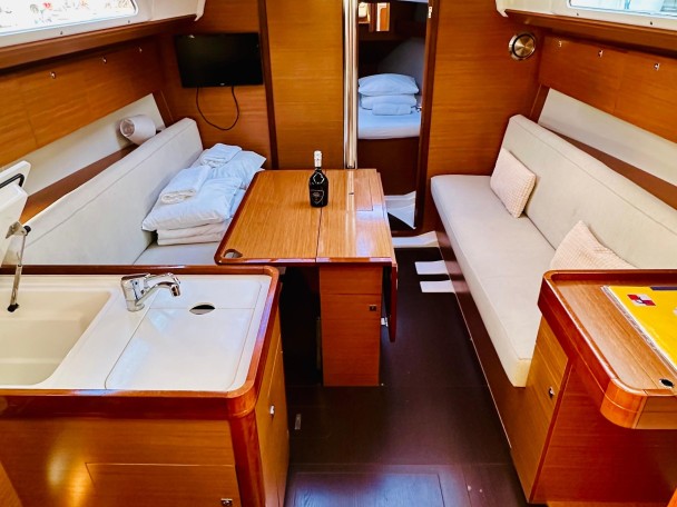 Dufour Dufour 360 Grand Large a louer à Primošten