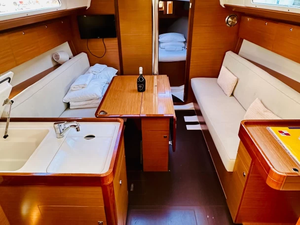 Dufour Dufour 360 Grand Large a louer à Primošten