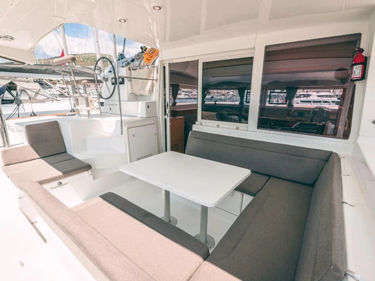 Location Catamaran Lagoon avec permis