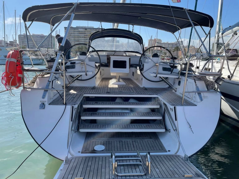 Location à Club Nàutic Sant Antoni - Elan Impression 514 sur SamBoat