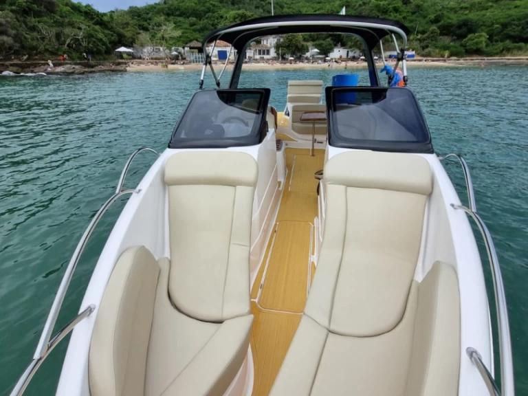 Location à Armação dos Búzios - Amara Coral 26 feet sur SamBoat