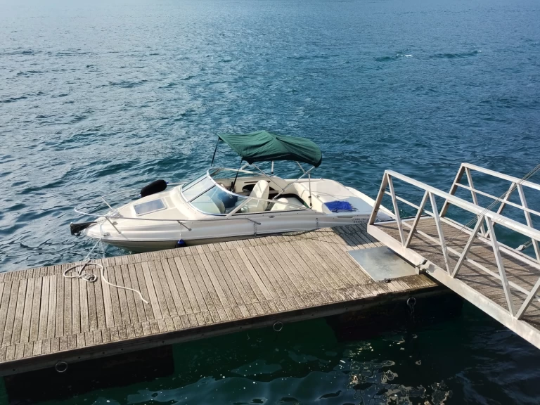 Location bateau Lecco pas cher Sea Ray 190 Cuddy Cabine