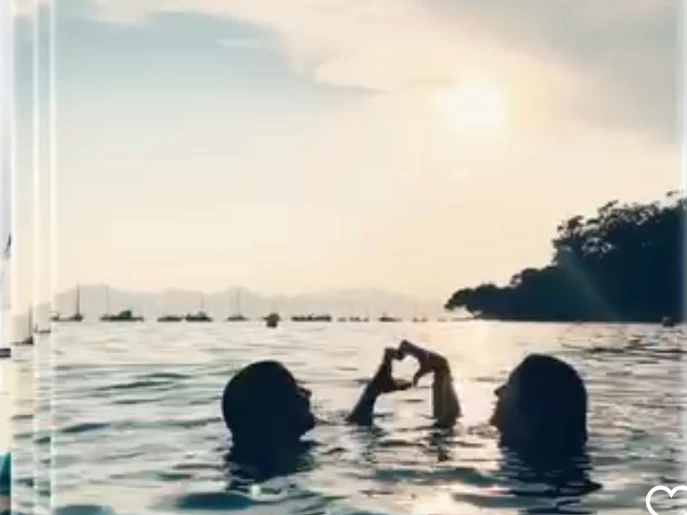 Location à Cannes - Four Winns Sundowner 285 sur SamBoat