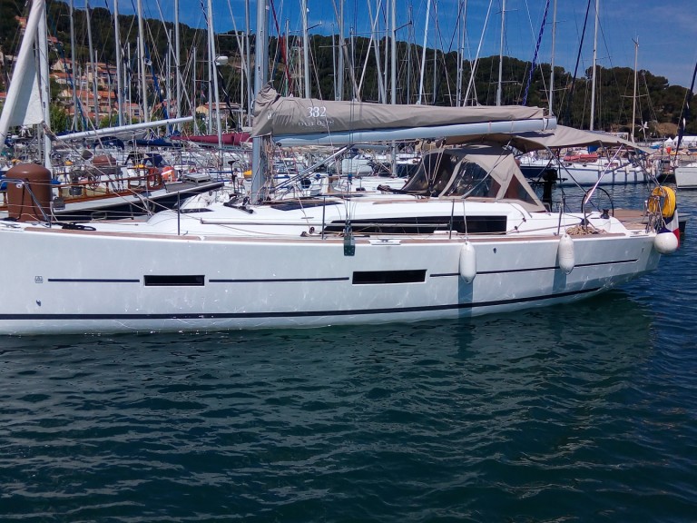 Location Voilier à Bormes-les-Mimosas - Dufour Dufour 382 Grand Large