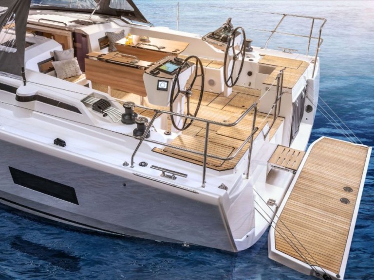 Louez un Bavaria Bavaria C46 à Murter-Kornati