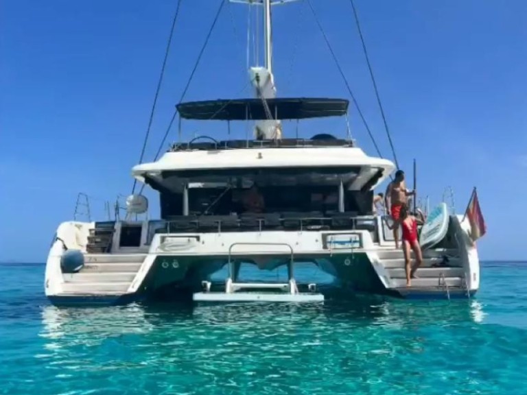 Location bateau Playa de Talamanca pas cher Lagoon 620