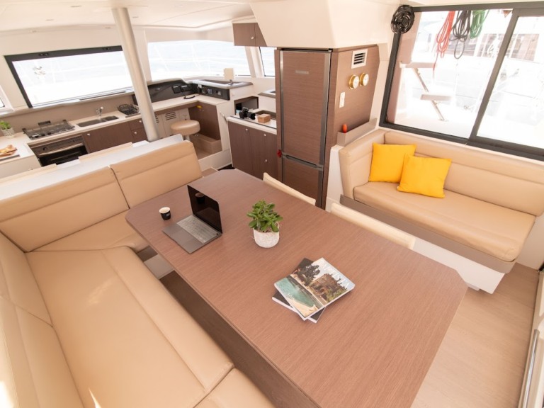 Catamaran à louer à Préveza au meilleur prix