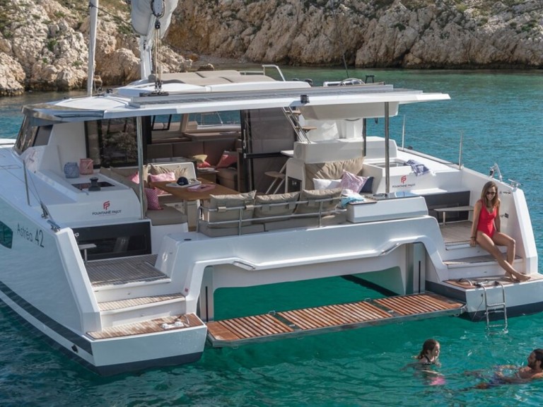 Location bateau Fountaine Pajot Astrea 42 à Palerme sur Samboat