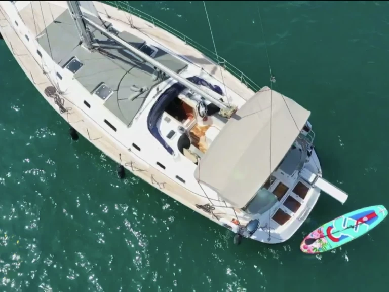 Location bateau Port Mahon pas cher Ocean Star 56.1