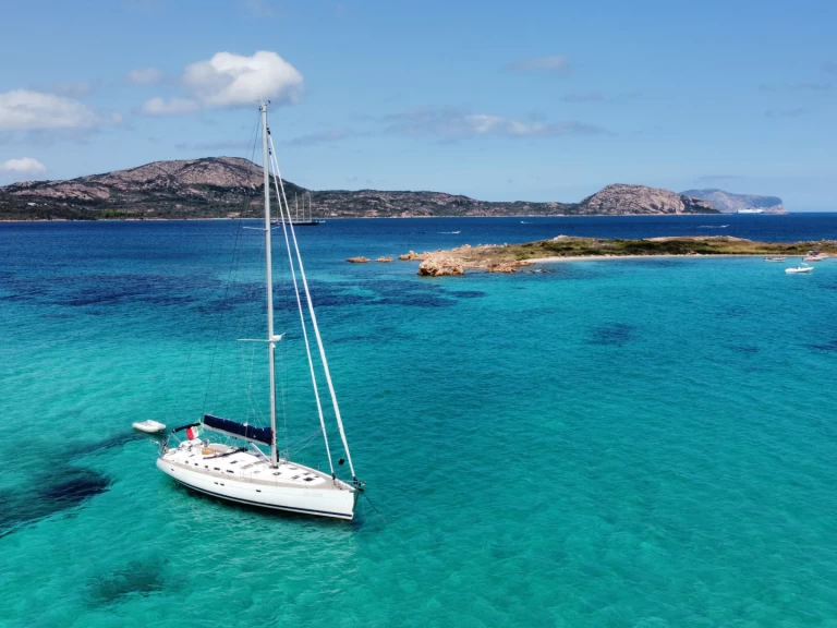 Voilier à louer à Cagliari Port au meilleur prix