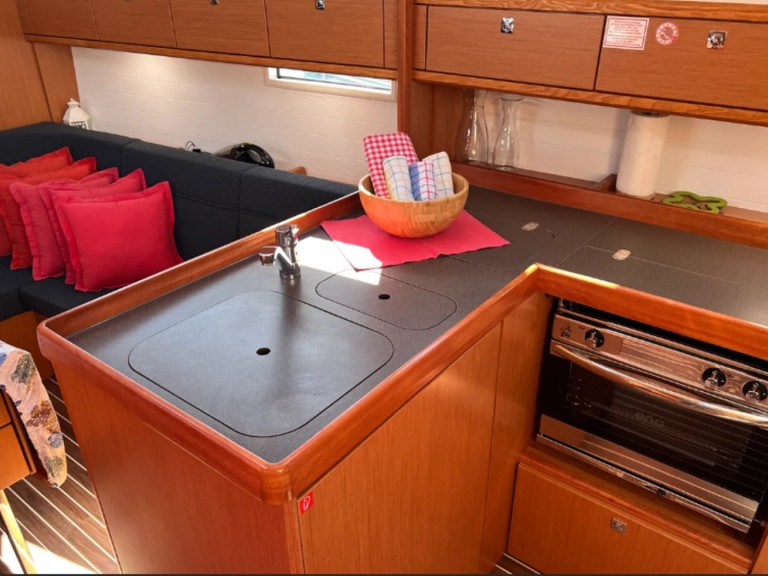 Bavaria Cruiser 37 a louer à Split