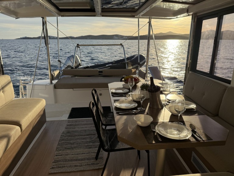 Bali Catamarans Bali 4.2 a louer à Lávrio