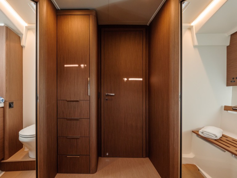 Location bateau Seget Donji pas cher Oceanis Yacht 54