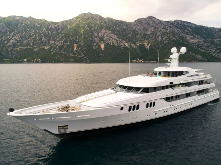Location Yacht Feadship avec permis