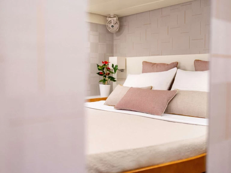 Lagoon ACE OF HEARTS a louer à Álimos