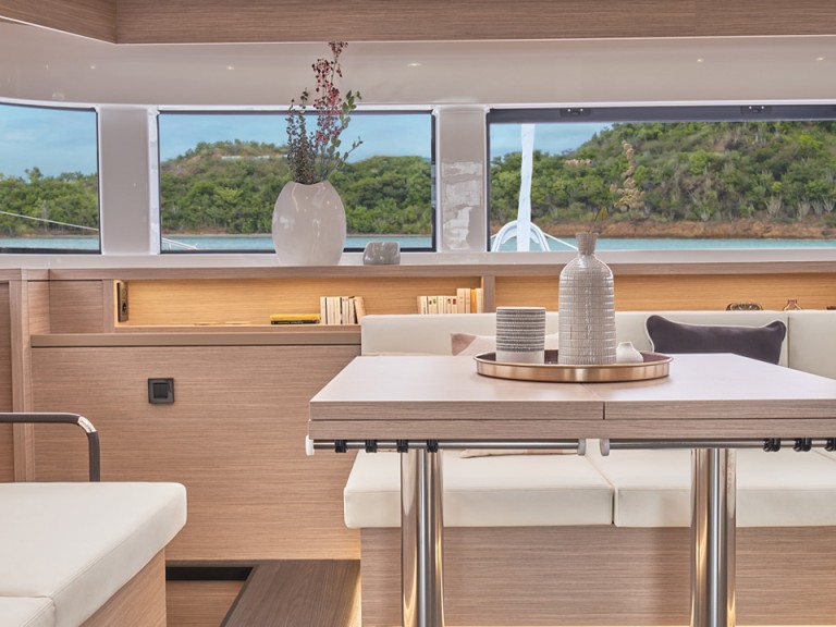 Catamaran à louer à Lefkáda au meilleur prix