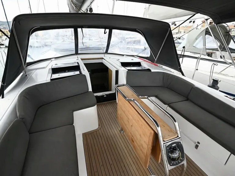 Louez un Hanse Hanse 458 à Lefkáda