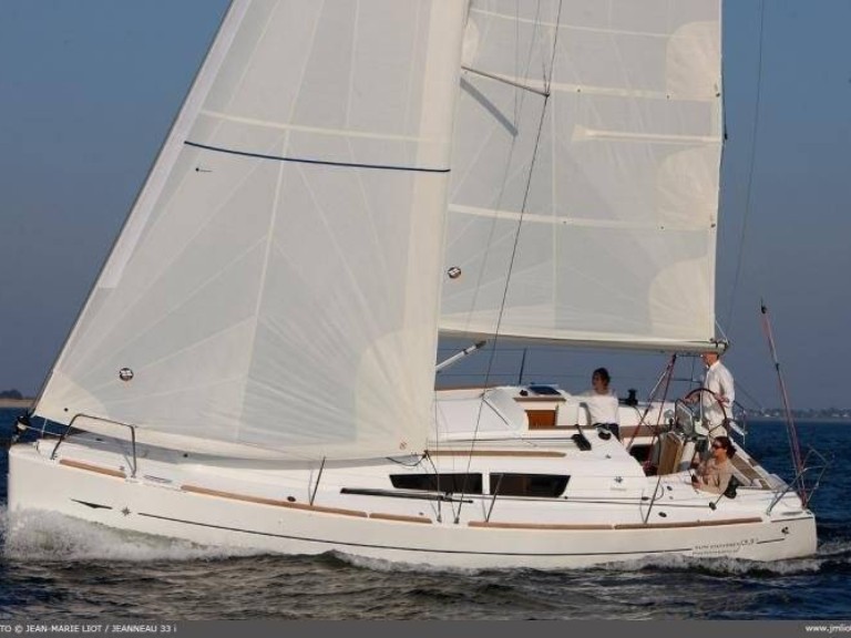 Jeanneau Jeanneau Sun Odyssey 33i a louer à Kallithéa