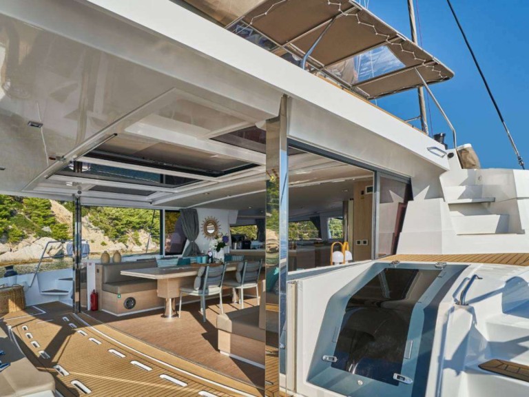 Catamaran à louer à Salerne au meilleur prix