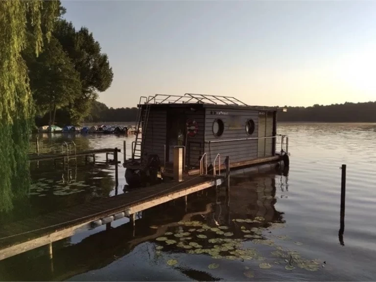 Louer Péniche avec ou sans skipper Motoryachten à Wildau