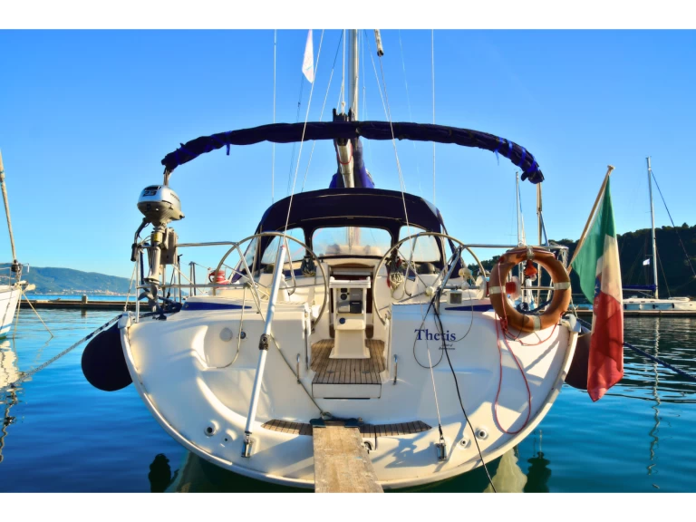 Louez un Bavaria Cruiser 46 à Castiglioncello