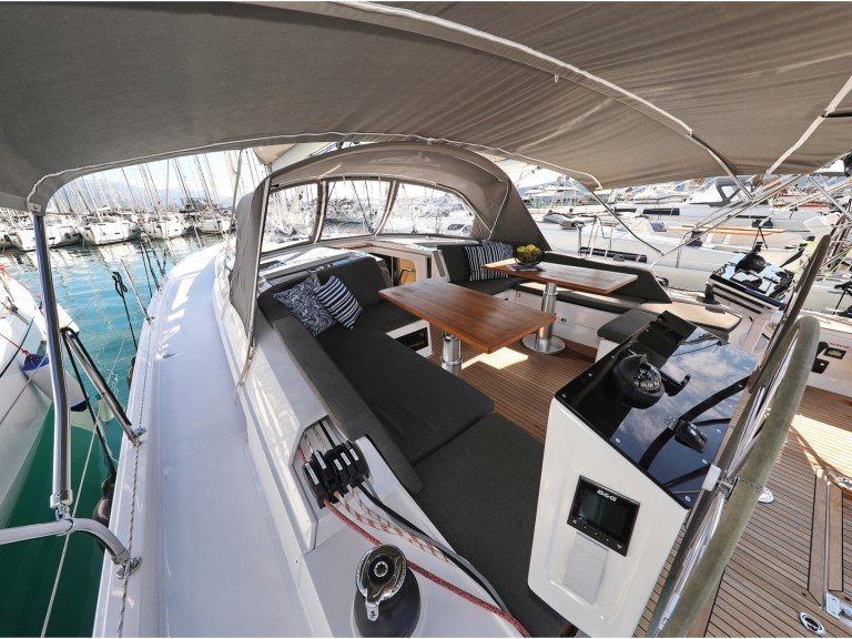 Hanse Hanse 460 a louer à Komolac