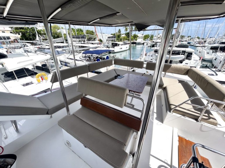 Catamaran à louer à Road Town au meilleur prix