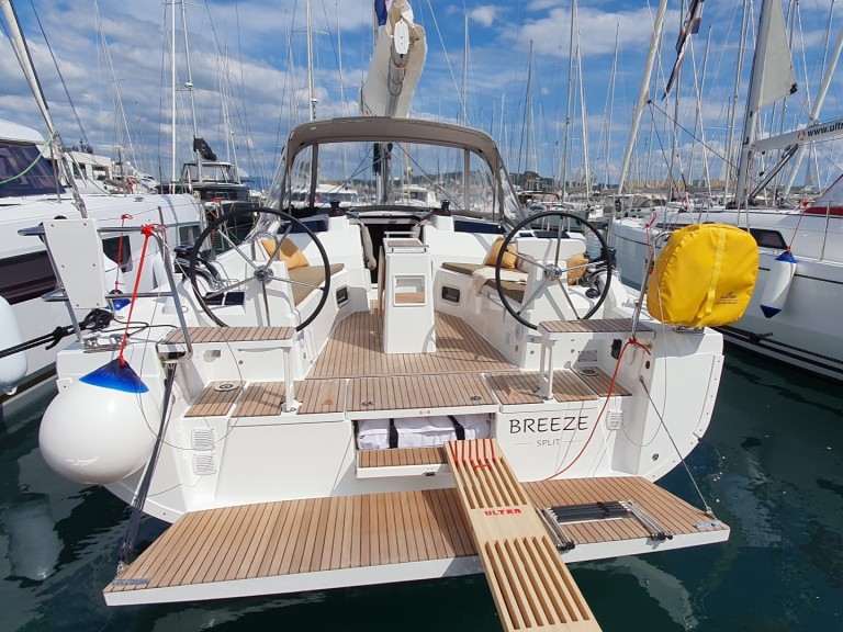 Location à Split - Bénéteau Oceanis 37.1 sur SamBoat